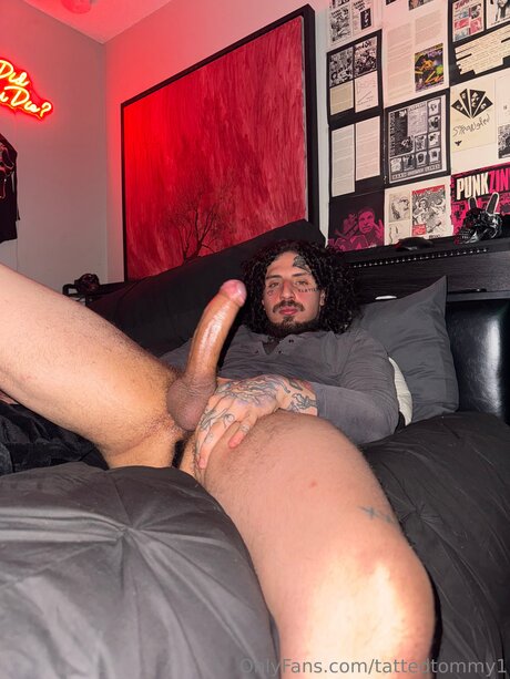 Tattedtommy1 star pornographic archive