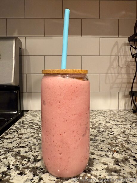 Tinykatrina free model pic