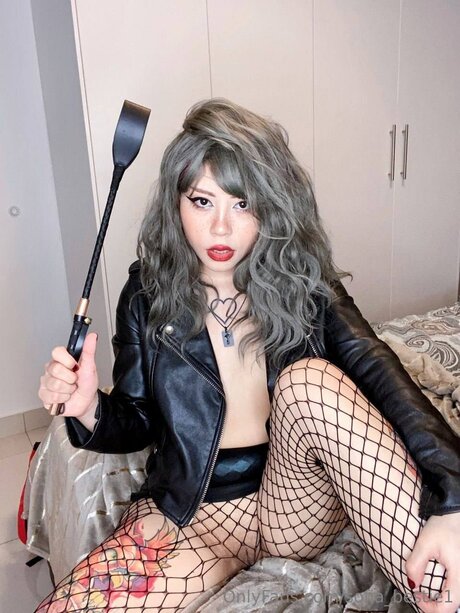 Sofia Bestie1 model art images