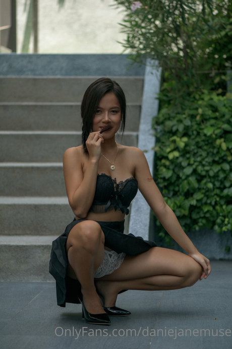 Danie Jane top model pictures