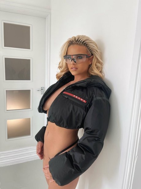 _Barbi pornstar beautiful archive