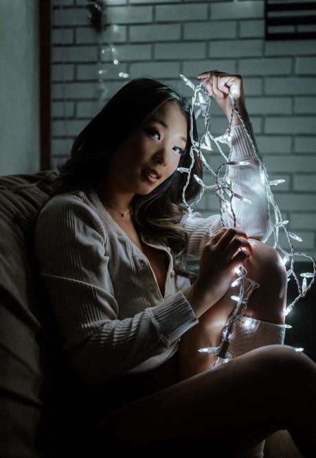 _Lizzie Vang high quality pornstar archive