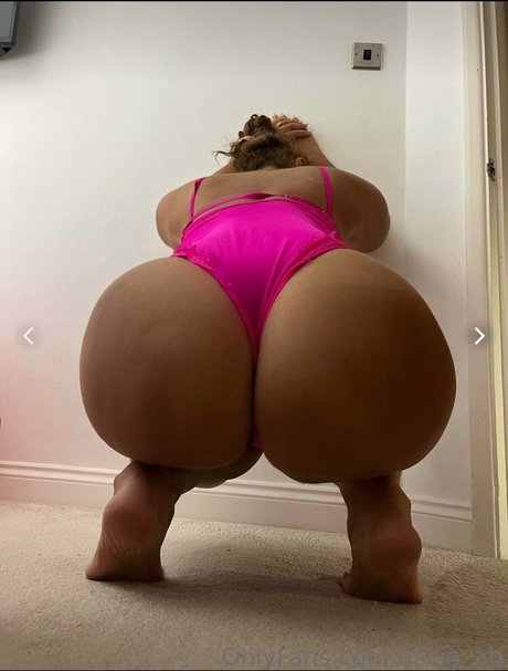 Jxadaily sexy model pic