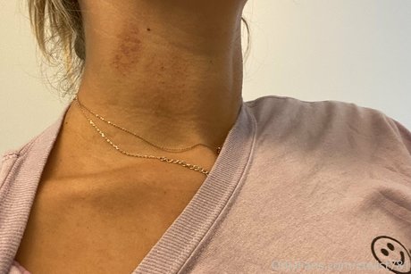 _Courtney Savage star free galleries