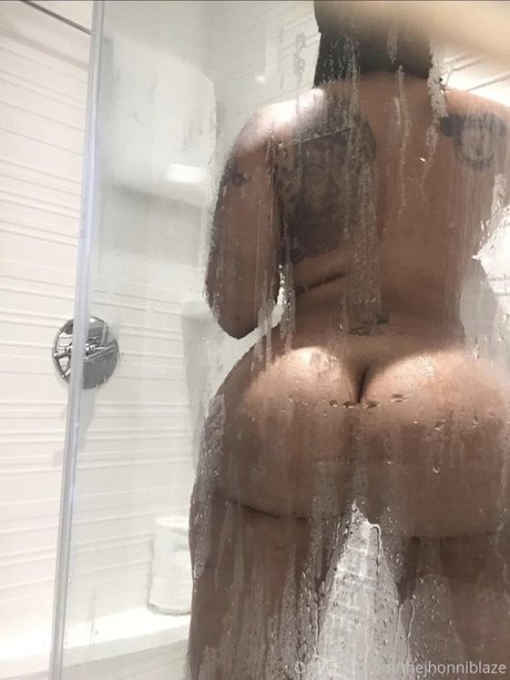 Jhonni Blaze nude star pics