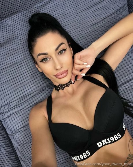 Mari Sweet_ pornstar naked img