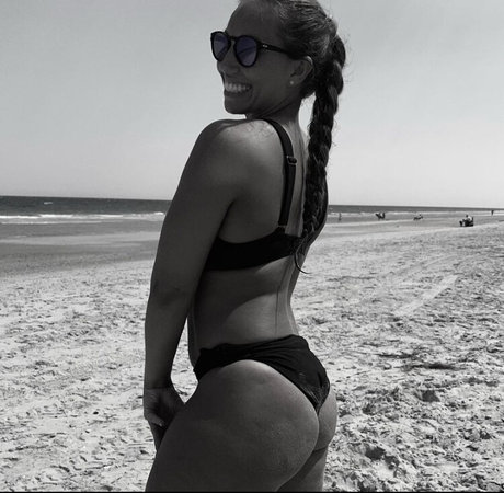 redhead onlyfans beautiful naked picture