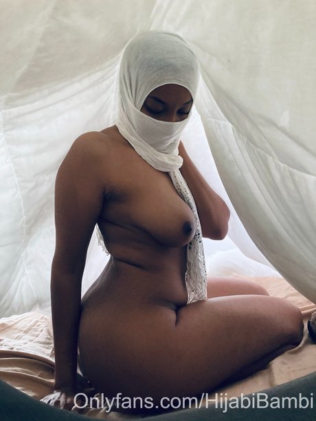 Hijabi Bambi model nude pics