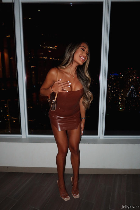 Jellyxk nude model pics