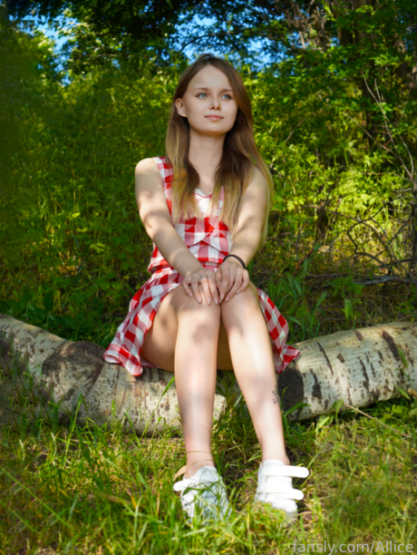 Alisaya_ star sexy photo