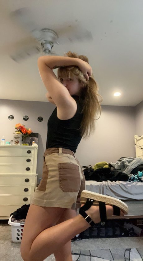 Eloisenoice_ star adult images