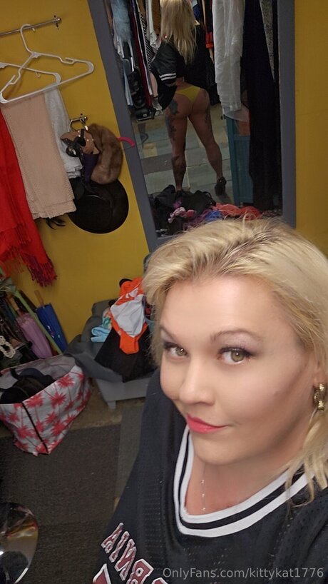 Kittykat1776 hd pornstar galleries