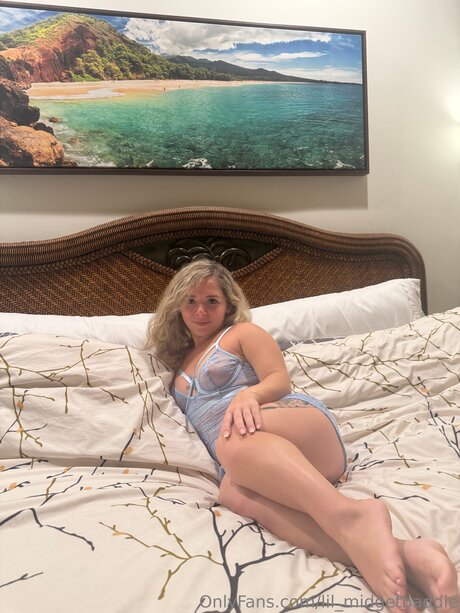 Lil Midgetbaddie star xxx archive