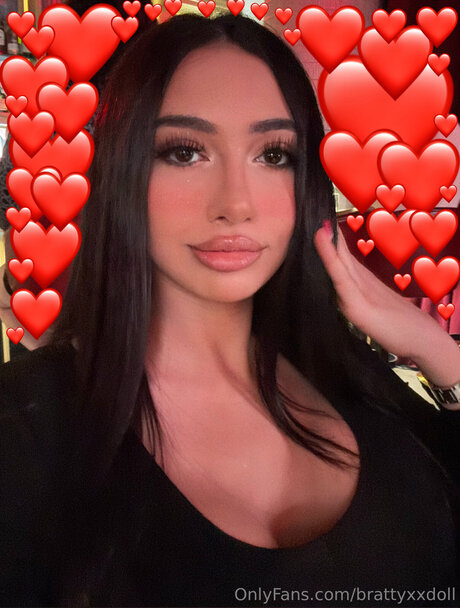 Brattyxxdoll high quality pornstar picture