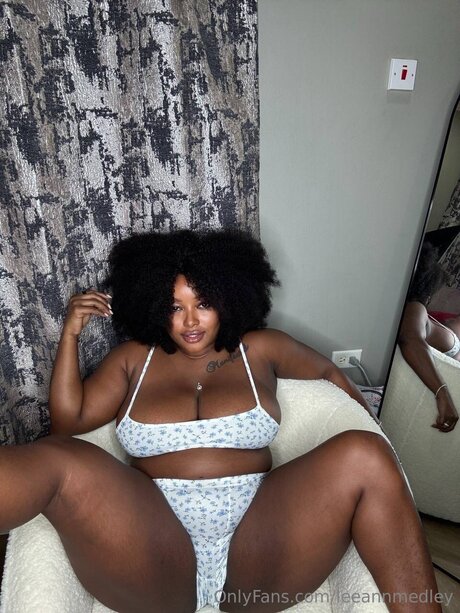 Leeannmedley nice star picture