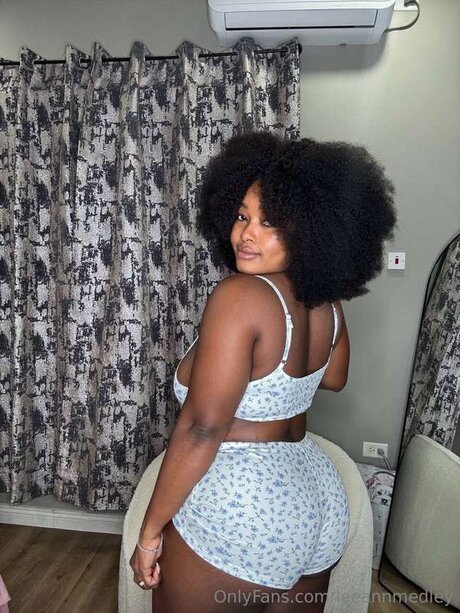 Leeannmedley top pornstar archive