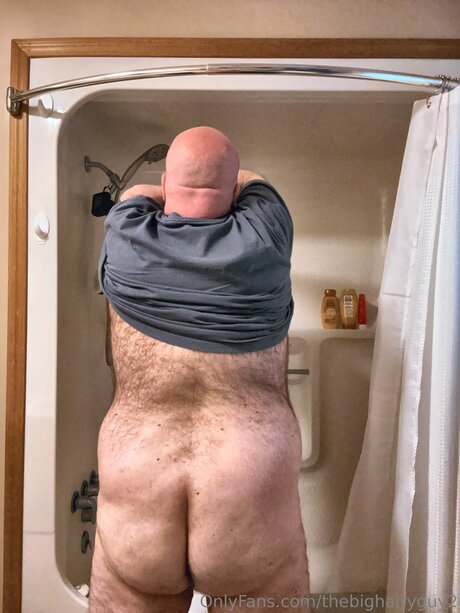 Thebighairyguy2 model free photos