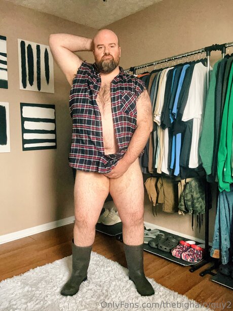 Thebighairyguy2 nude star photos