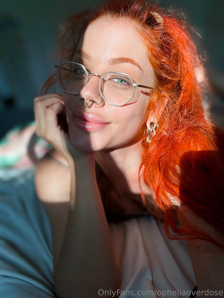 Opheliaoverdose sexy actress pics