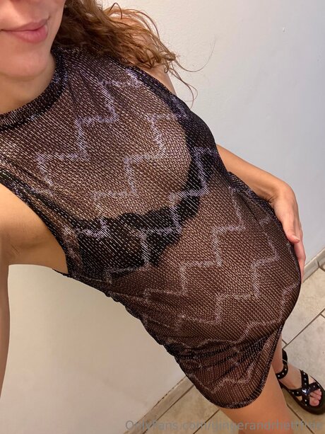 Gingerandrhettfree top model image