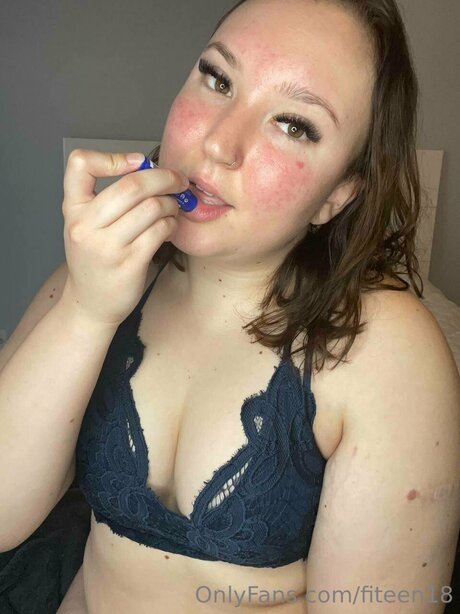 Bisexualcollegegirl hd model gallery