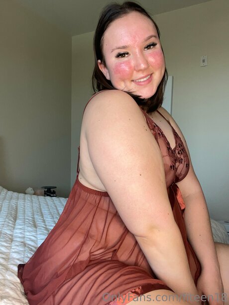 Bisexualcollegegirl model pornographic picture