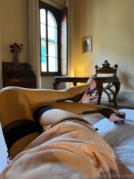 big tits curvy onlyfans erotic images