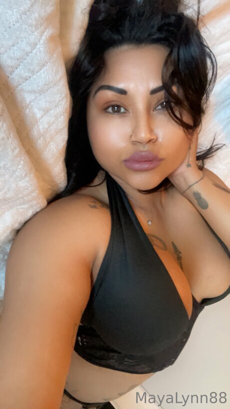 bisexual couple onlyfans exclusive img