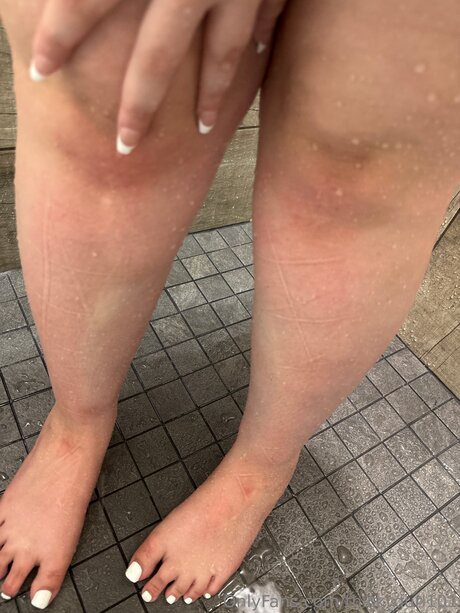 Thick Gurl101 star high quality pictures