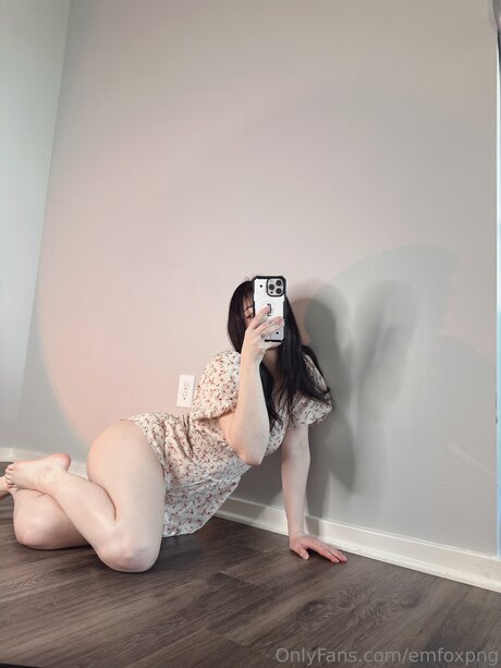 Emfoxpng beautiful actress archive