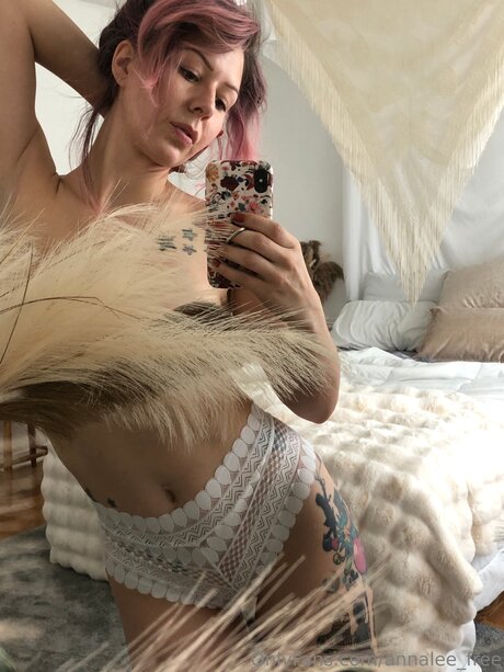 Annalee Free porn actress pic