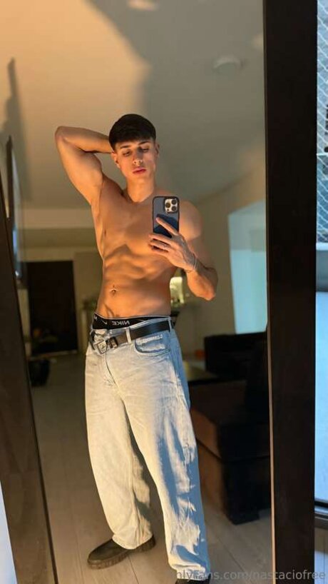 Nastaciofree nude star pictures