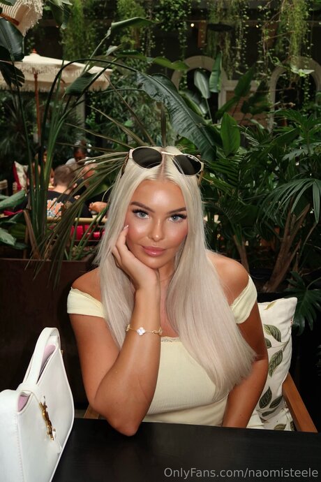 one onlyfans nude pictures