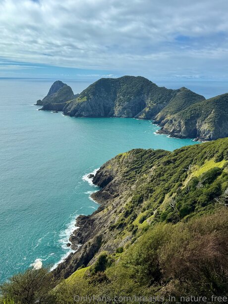 Breasts In Nature Free hot pornstar images