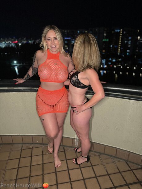 Peachhautewife pornstar high quality pic