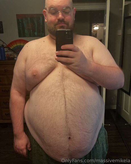 Massivemikela pretty pornstar images