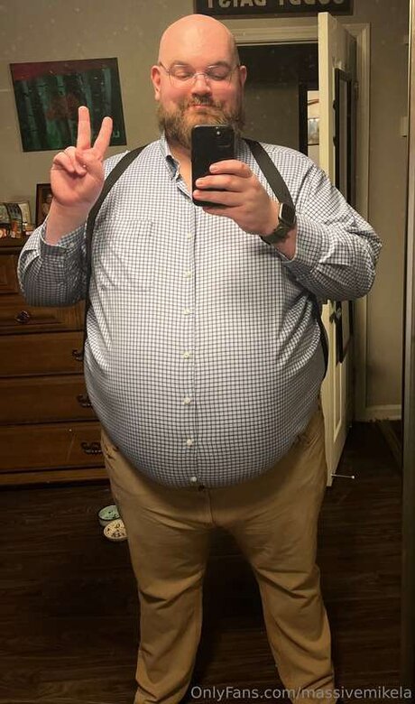 Massivemikela top pornstar img