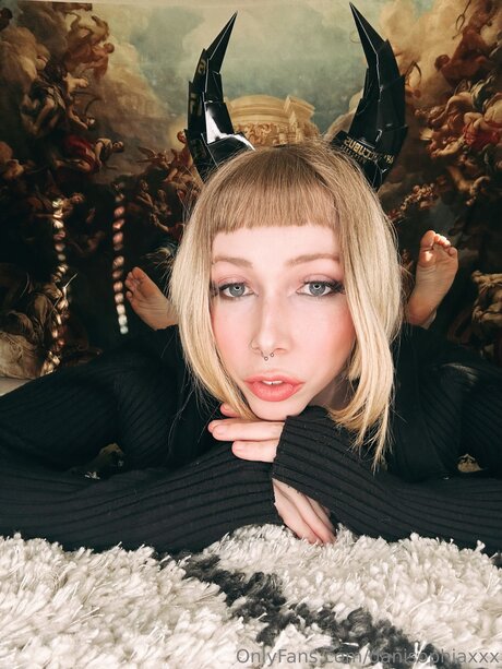 Danisophiaxxx pornstar hot images