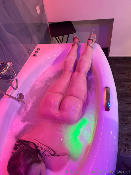 teen lingerie onlyfans art nude gallery