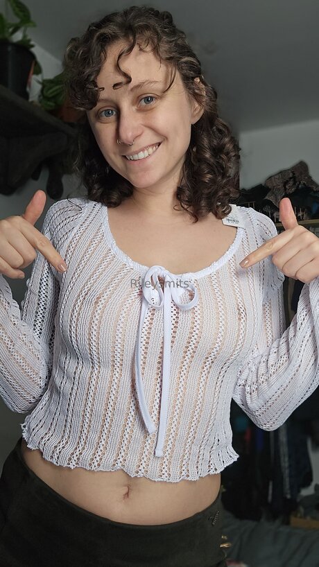 Freerileyloonergirl pretty model galleries