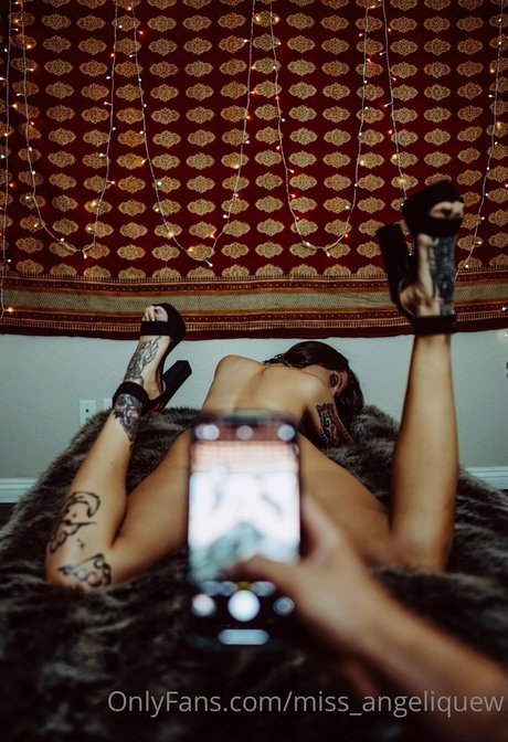 Miss Angelique W nice model archive