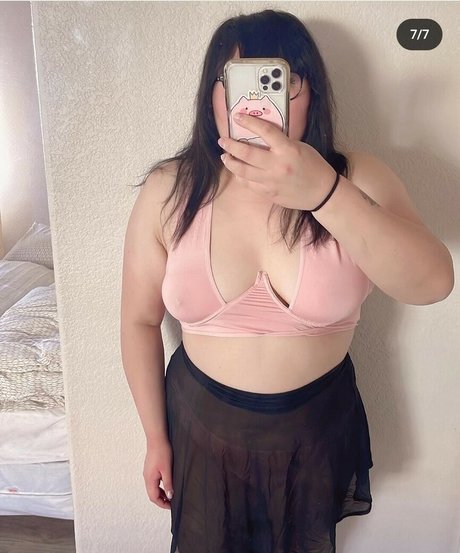 chubby black onlyfans top pic