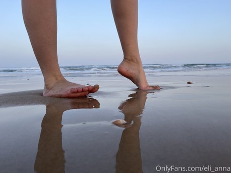 True Elianna high quality model photos