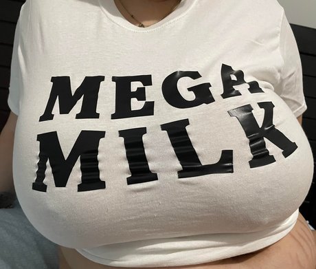 kimchi onlyfans top pic