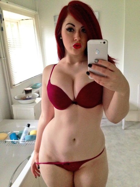 Jaye Rose porn model images