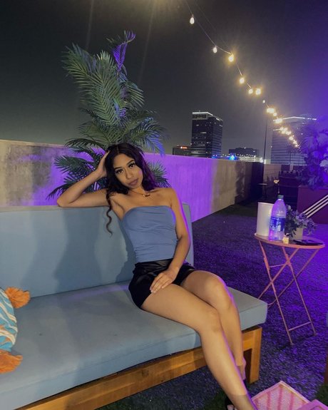 Allixnnn naked model archive