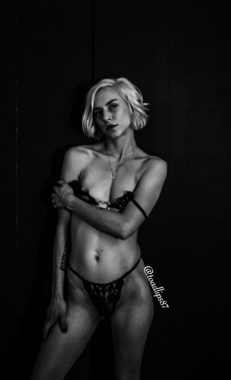 _Toadlips model nudes img