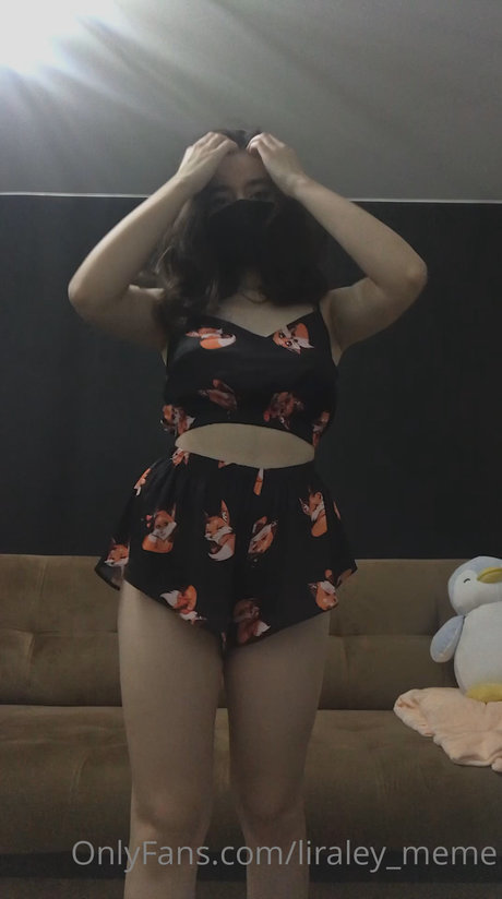 Liraley meme pretty star picture