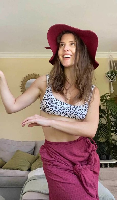 amateur cuckold onlyfans beautiful naked img