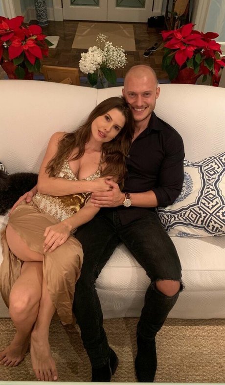 fat redhead onlyfans sexy xxx photo